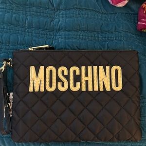 NWT MOSCHINO WRISTLET